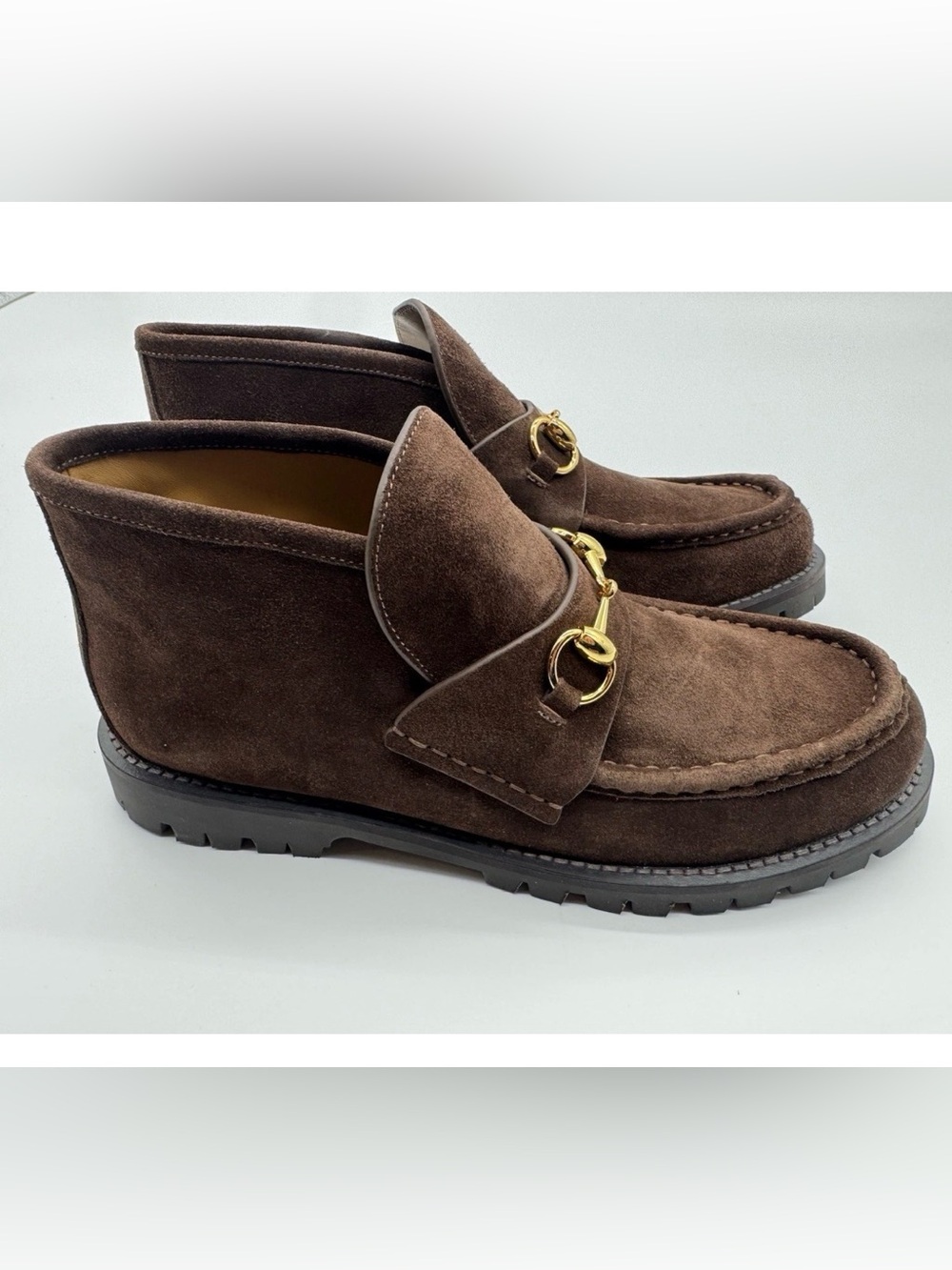 Women’s Gucci Brown Suede chukka boots with Gold Hardware size 41/ 10 - Picture 4 of 8